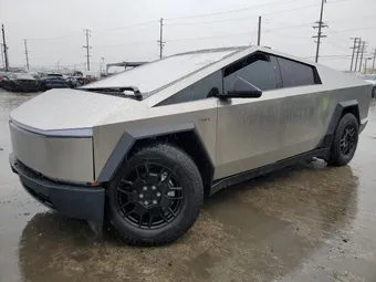 2024 Tesla Cybertruck 7G2CEHED6RA010128