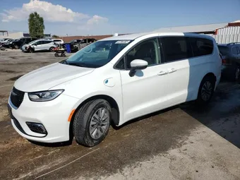 2023 Chrysler Pacifica Hybrid 2C4RC1L76PR554396