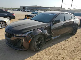 2022 Cadillac CT5 1G6DN5RK4N0111486