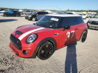 2021 Mini Hardtop WMWXR5C08M2N86595