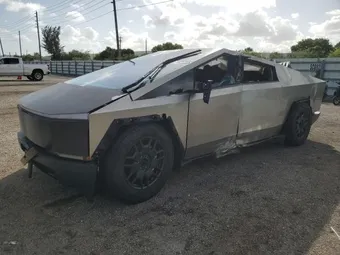 2024 Tesla Cybertruck 7G2CEHEE5RA000103
