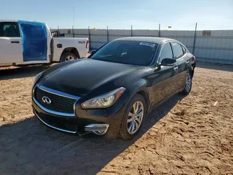 2018 Infiniti Q70 JN1BY1AR8JM220522