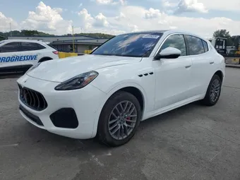 2023 Maserati Grecale ZN682AVAXP7434110