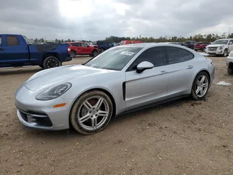 2018 Porsche Panamera WP0AA2A75JL103438