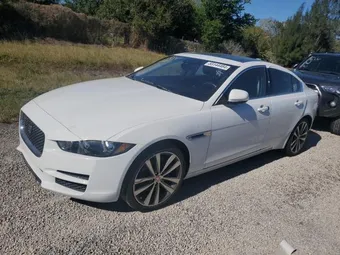 2019 Jaguar XE SAJAE4FX5KCP53589