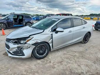 2018 Chevrolet Cruze 1G1BC5SM1J7175310