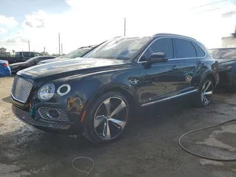 2017 Bentley Bentayga SJAAC2ZV9HC012780