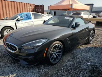 2022 BMW Z4 WBAHF3C04NWX42062