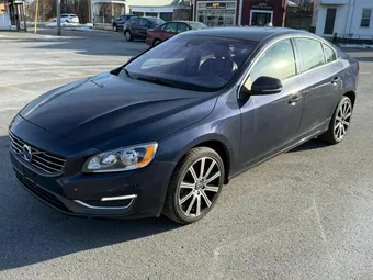 2014 Volvo S40 YV1612FH9E2278076
