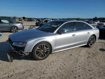 2017 Audi A8 WAU43AFD3HN020022