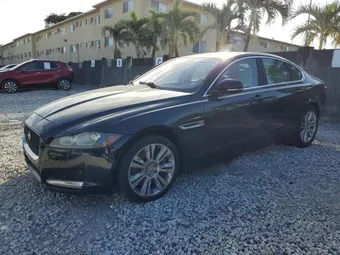 2017 Jaguar XF SAJBD4BVXHCY29179