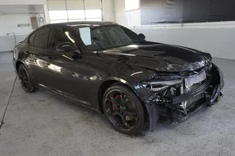 2022 Alfa Romeo Giulia ZARFAMBN0N7653455