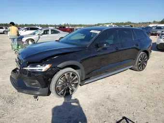2023 Volvo V60 YV4L12WCXP2106149