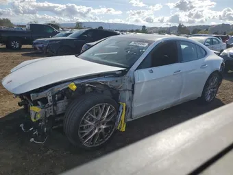 2020 Porsche Panamera WP0AA2A77LL102939