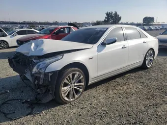 2018 Cadillac CT6 1G6KP5R68JU129058