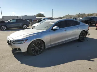 2018 Volvo S90 LVY982AK2JP039105