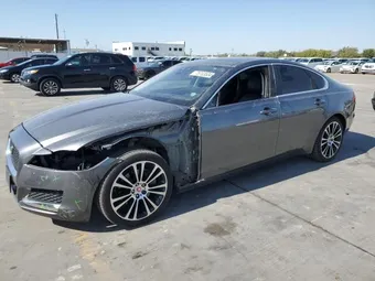 2017 Jaguar XF SAJBE4BN6HCY32562