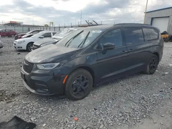 2021 Chrysler Pacifica Hybrid 2C4RC1R7XMR529357