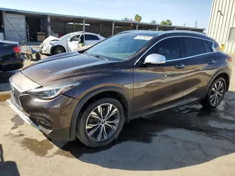 2017 Infiniti QX30 SJKCH5CR5HA021782
