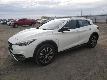 2018 Infiniti QX30 SJKCH5CR2JA003228