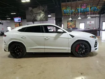 2021 Lamborghini URUS ZPBUA1ZL1MLA15024