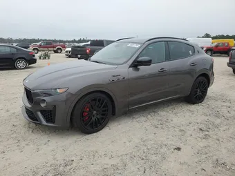 2022 Maserati Levante ZN661YUM7NX393446