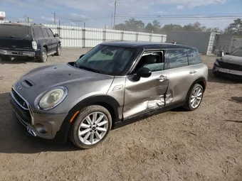 2017 Mini Clubman WMWLU5C36H2E83921