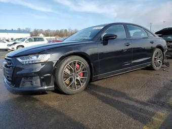 2020 Audi S8 WAU8SAF8XLN015240