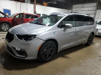 2021 Chrysler Pacifica Hybrid 2C4RC1L72MR587794