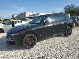 2018 Maserati Levante ZN661XUS5JX302130