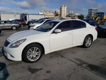 2015 Infiniti Q40 JN1CV6AR7FM521252
