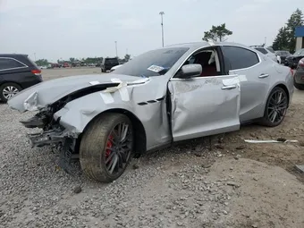 2015 Maserati Ghibli ZAM57RTA2F1131066