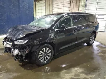2024 Chrysler Pacifica Hybrid 2C4RC1S7XRR130725