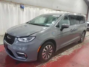 2023 Chrysler Pacifica Hybrid 2C4RC1L70PR576586
