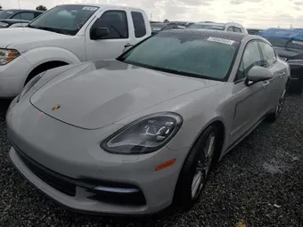 2018 Porsche Panamera WP0AA2A74JL118657