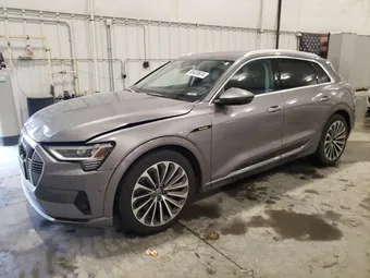 2019 Audi e-tron WA1VAAGEXKB005430