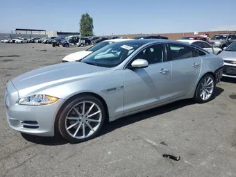 2015 Jaguar XJ-Series SAJWJ1CD4F8V82496