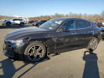 2023 Maserati Levante ZN661XUA9PX435389