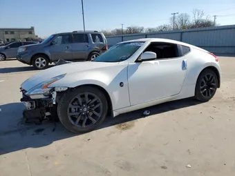 2017 Nissan Z JN1AZ4EH8HM951540