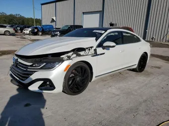 2021 Volkswagen Arteon WVWHR7AN1ME004286