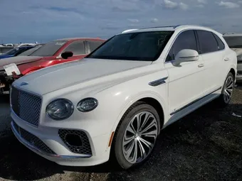 2022 Bentley Bentayga SJAAM2ZV4NC011285