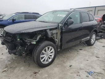 2015 Volkswagen Touareg WVGEF9BPXFD008252