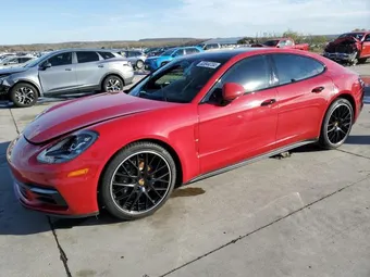 2018 Porsche Panamera WP0AA2A79JL109517