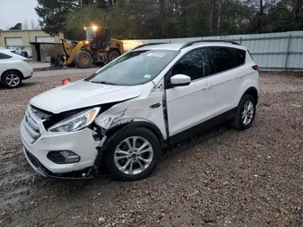 2018 Ford Escape 1FMCU0GD2JUB70831