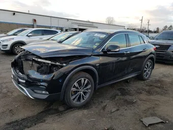 2018 Infiniti QX30 SJKCH5CR5JA004972