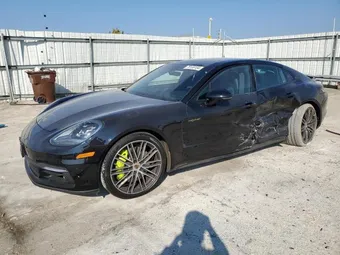 2018 Porsche Panamera WP0AE2A73JL175520