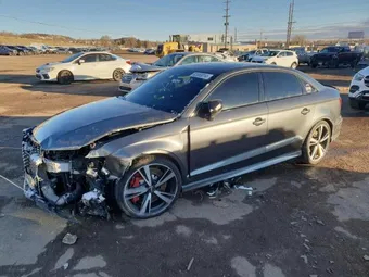 2018 Audi RS 3 WUABWGFF0J1902660