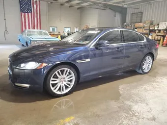 2016 Jaguar XF SAJBK4BV7GCY12666