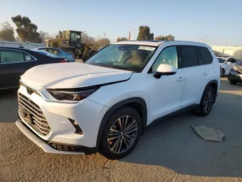 2024 Toyota Grand Highlander Hybrid 5TDADAB5XRS002064