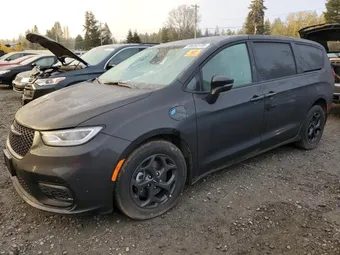 2024 Chrysler Pacifica Hybrid 2C4RC1S77RR103496